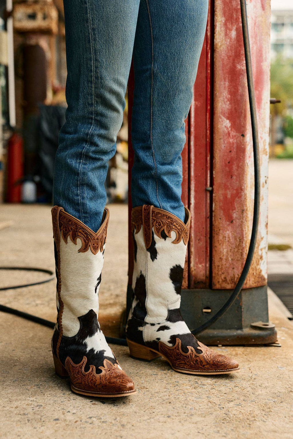Women's Adelaide Cowhide Leather Cowboy Boots