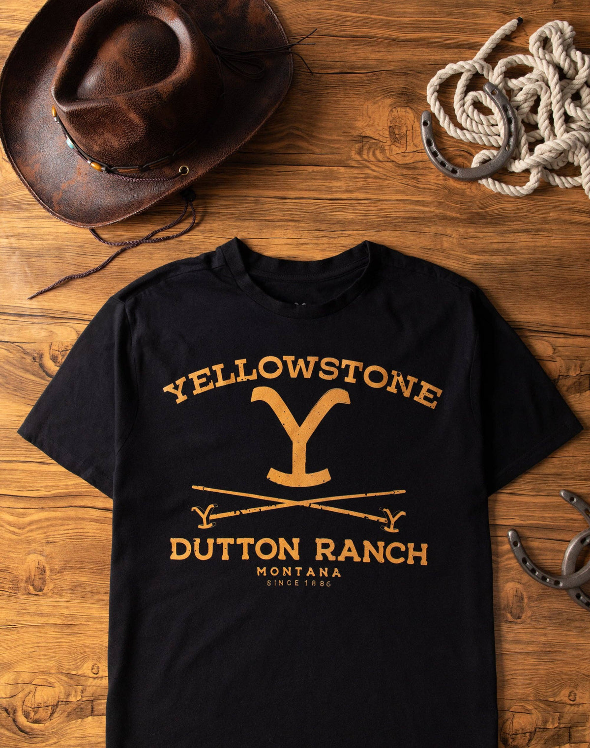 Yellowstone Mens Black Dutton Ranch Short Sleeved T-Shirt