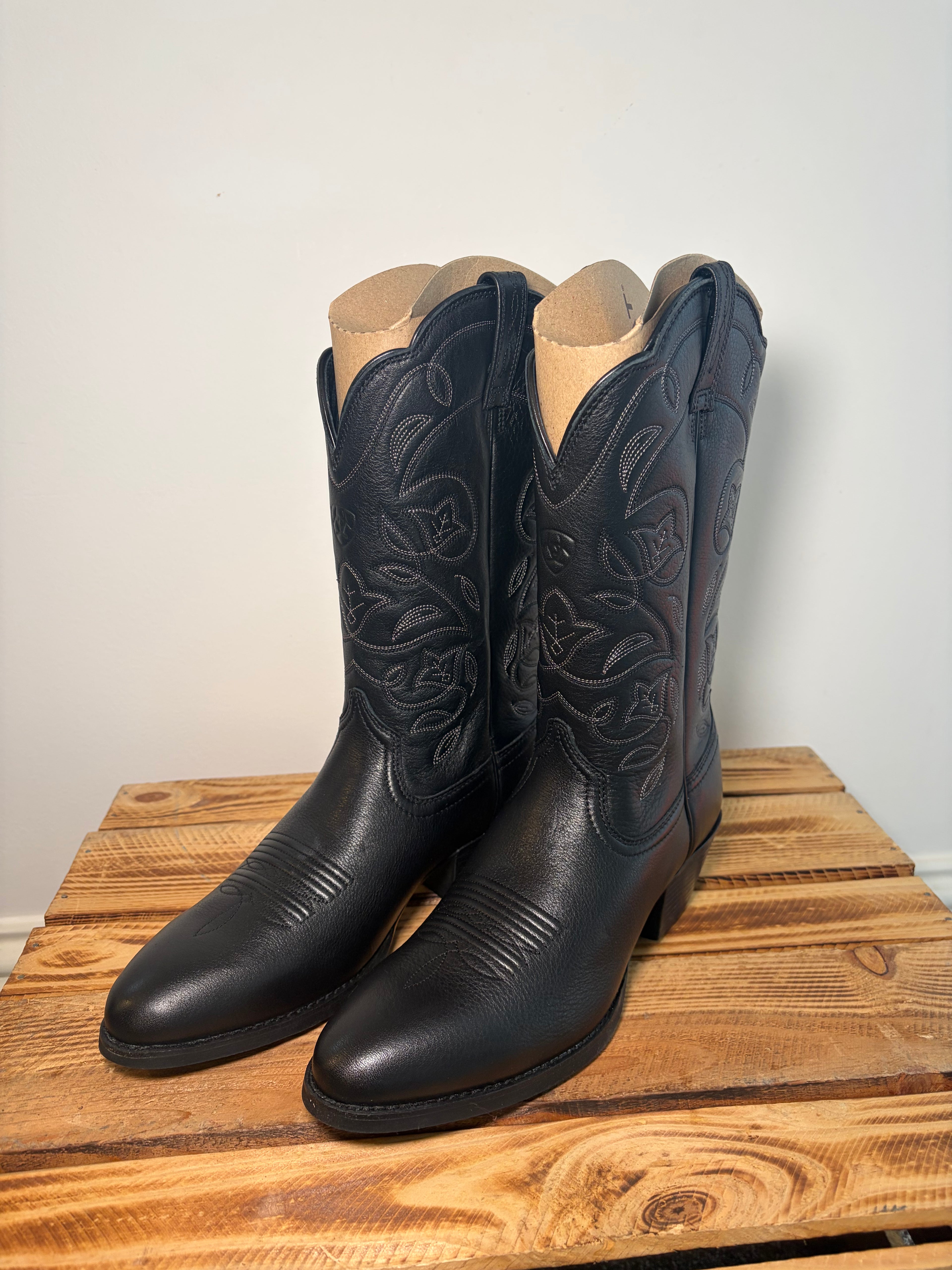 Women’s Ariat Heritage R Toe Cowboy Boots UK 5 RRP 160
